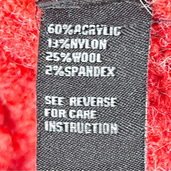 CLICHE’ Red Wool Blend Long Sleeves Fuzzy High Neck Sweater Size Small - Picture 4 of 8